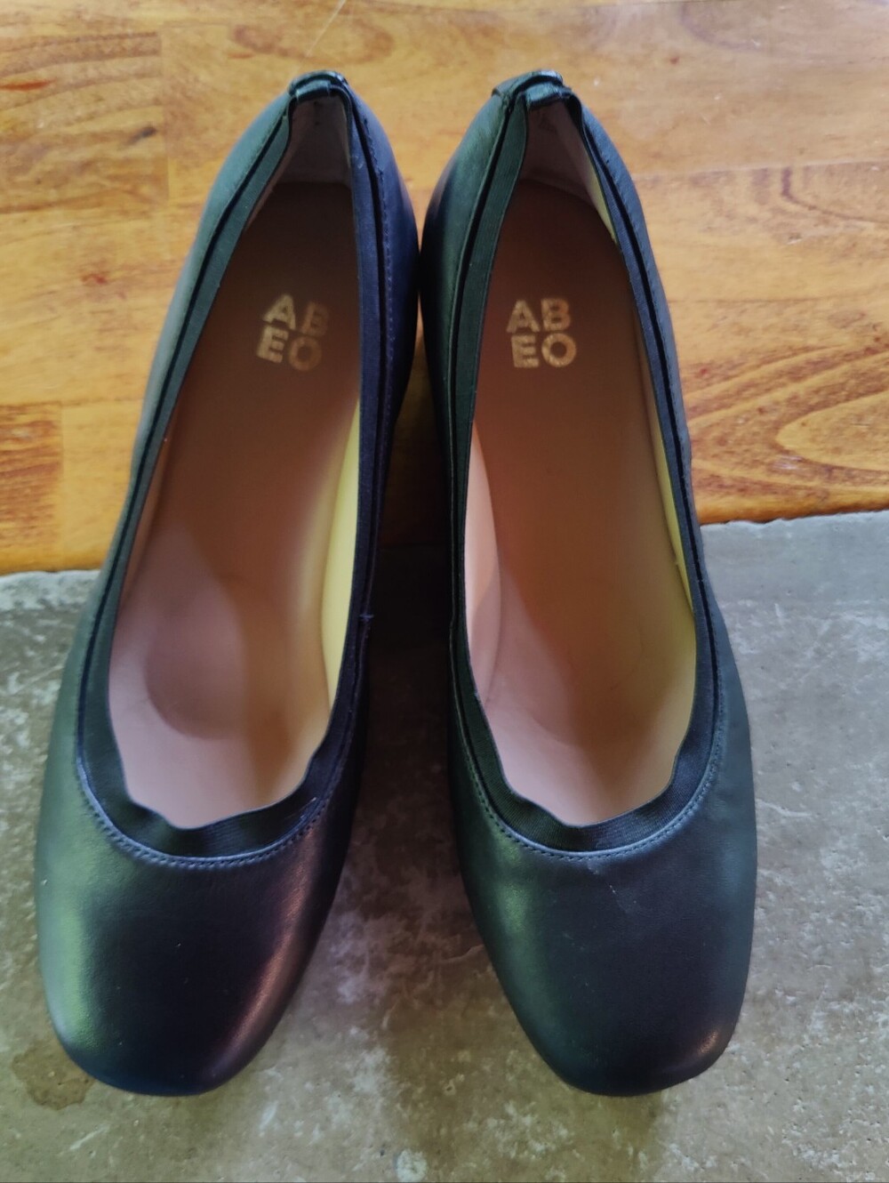 Abeo Cadence Women's Black Leather Ballet Flats Sz 8 M
